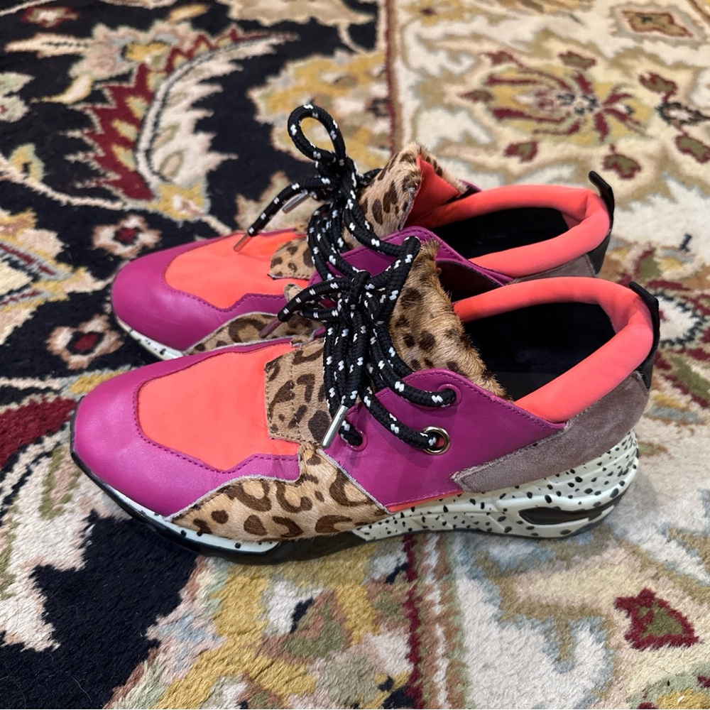 Steve Madden Pink and Orange Leopard Sneakers